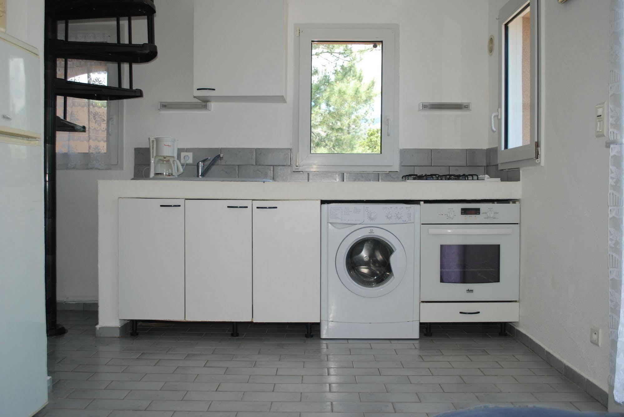 Riviera 2*