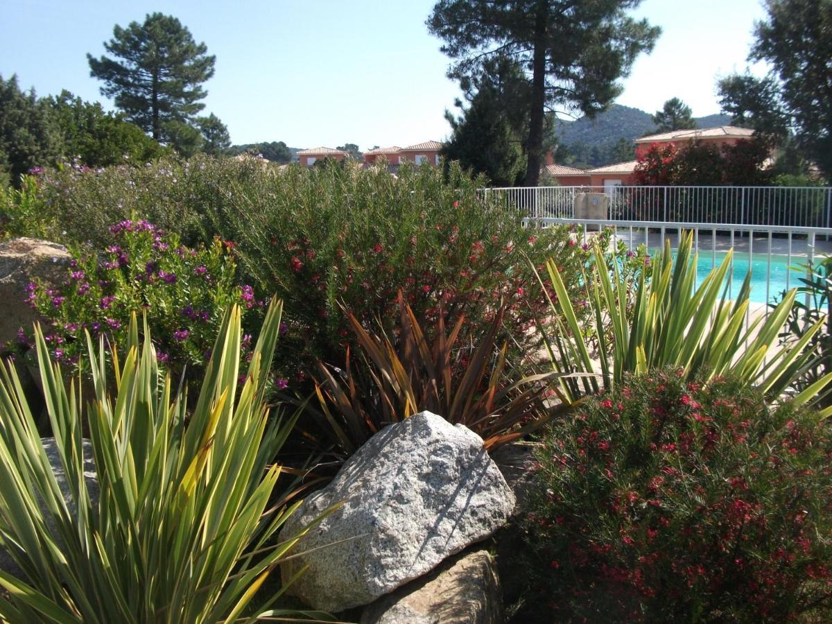 Riviera Aparthotel 2*
