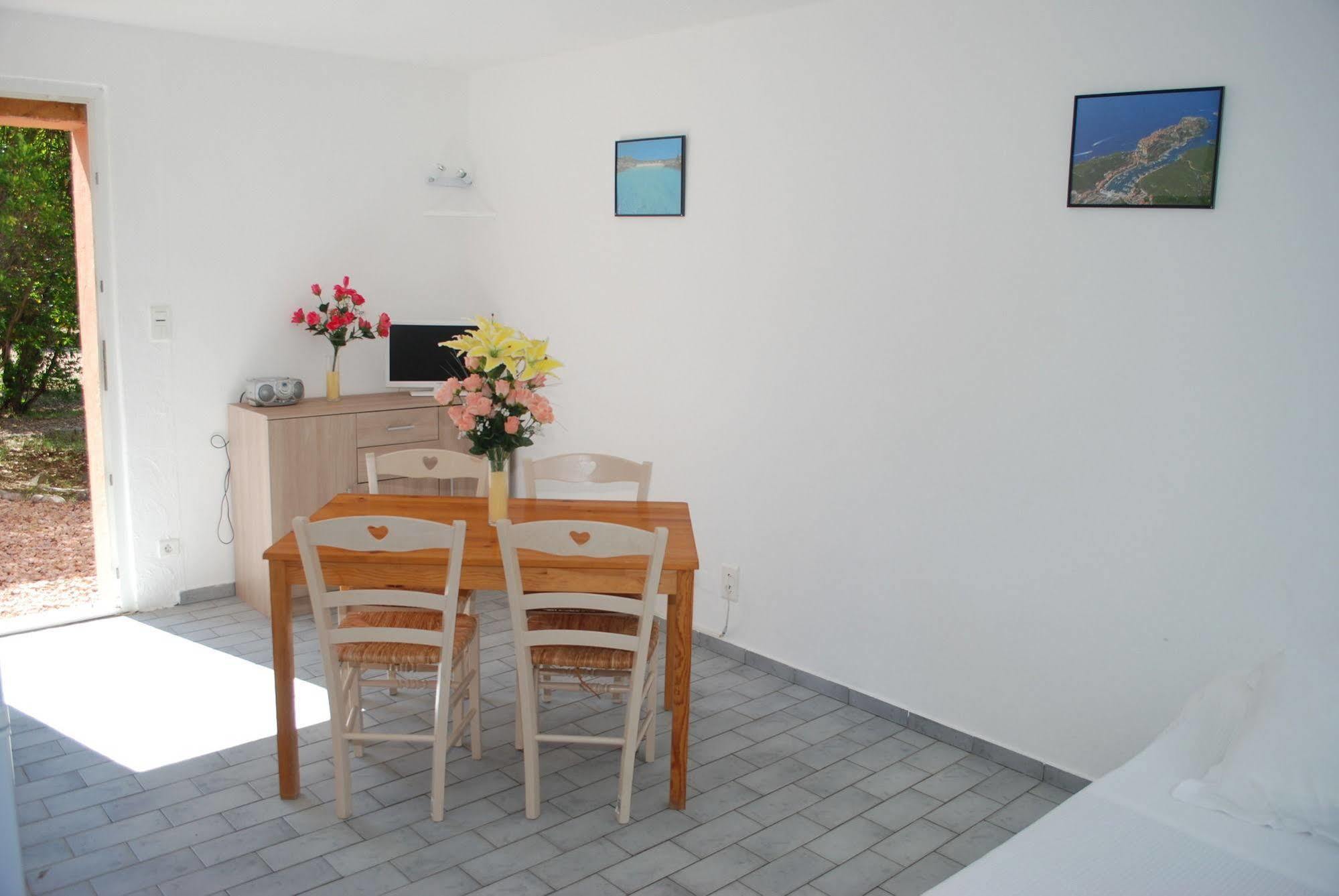 Riviera Aparthotel Porto-Vecchio (Corsica)